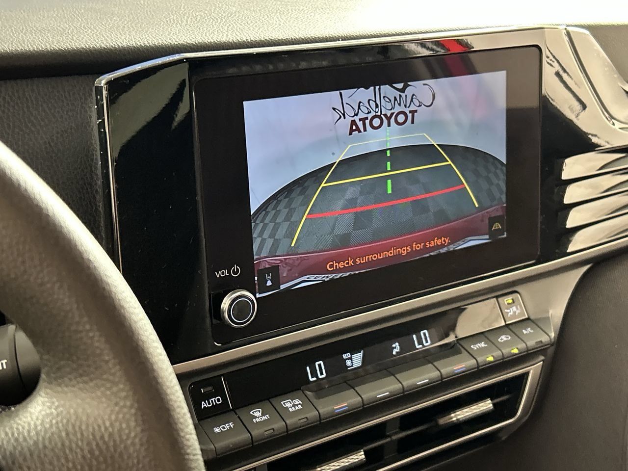 Used 2025 Toyota Camry LE w/ Convenience Package FWD image 18
