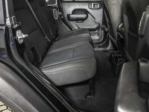 Used 2021 Jeep Wrangler Unlimited Sport image 42