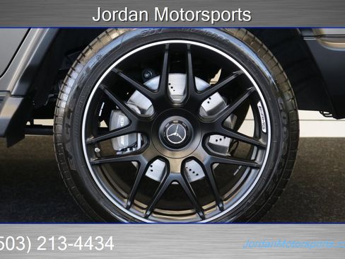 Used 2025 Mercedes-Benz G 63 AMG 4MATIC image 33