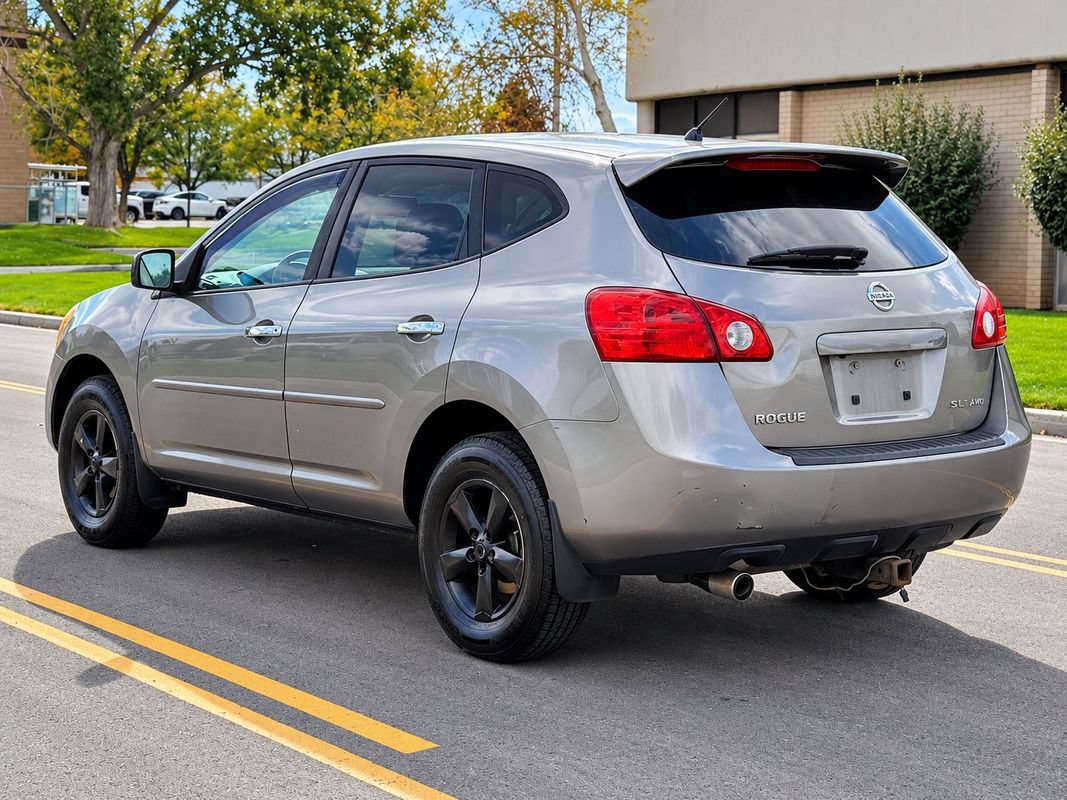 Used 2010 Nissan Rogue S w/ 360 Degree Value Pkg AWD/4WD image 3