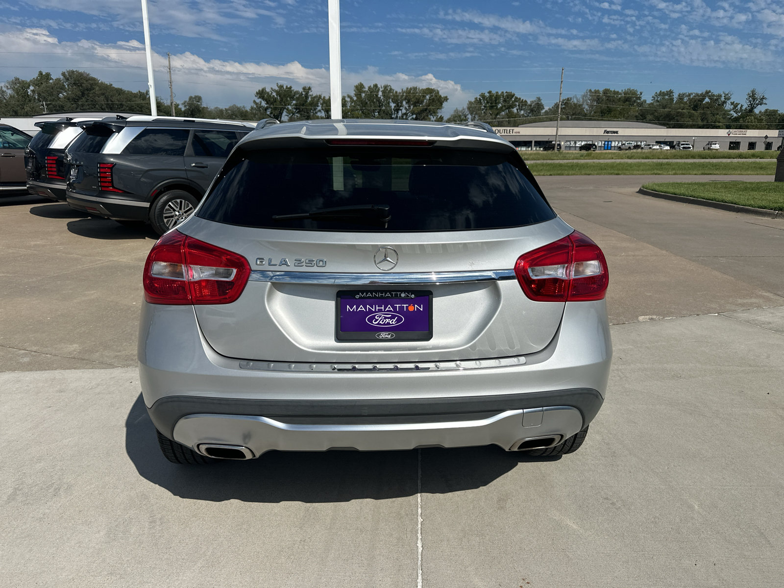 Used 2018 Mercedes-Benz GLA 250 4MATIC w/ Premium Package image 14