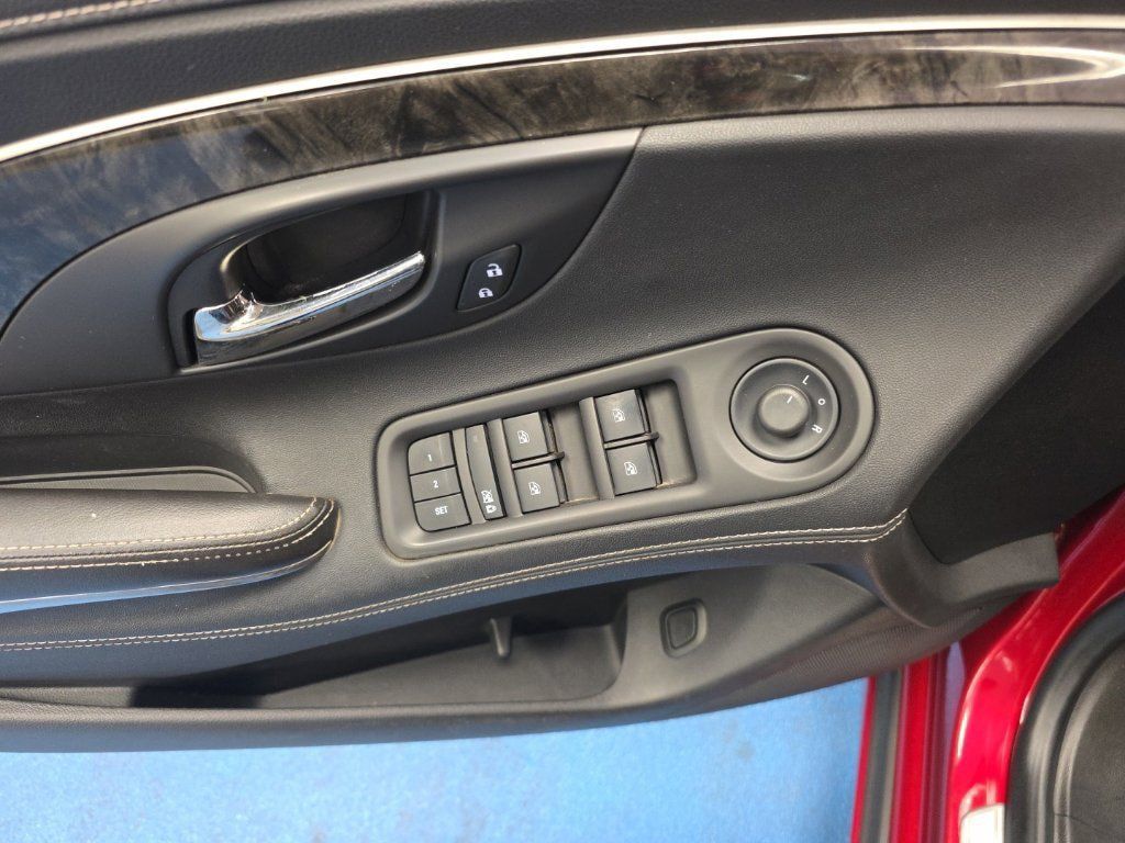 Used 2014 Buick LaCrosse Leather FWD image 15