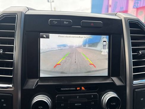 Used 2015 Ford F150 Platinum w/ Max Trailer Tow Package AWD/4WD image 27