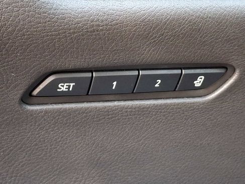 Certified 2023 Cadillac XT6 Premium Luxury image 34