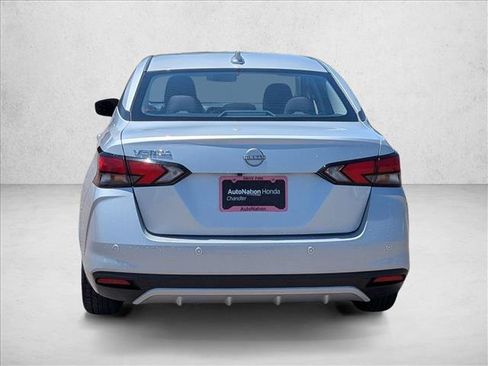 Used 2025 Nissan Versa SV FWD image 6