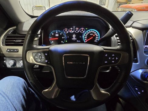 Used 2017 GMC Yukon Denali w/ Open Road Package AWD/4WD image 40
