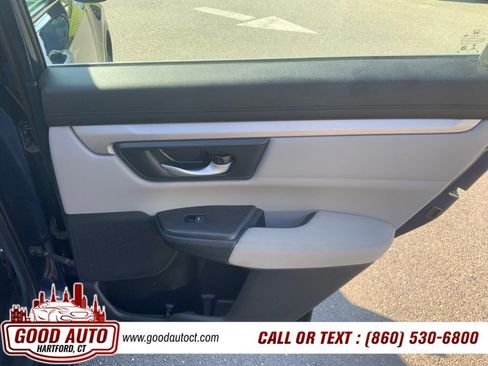 Used 2019 Honda CR-V LX image 9