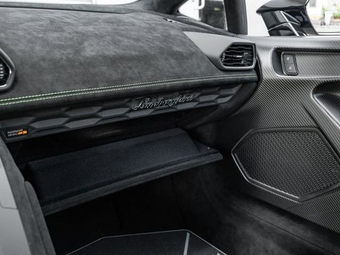 Used 2023 Lamborghini Huracan STO image 37
