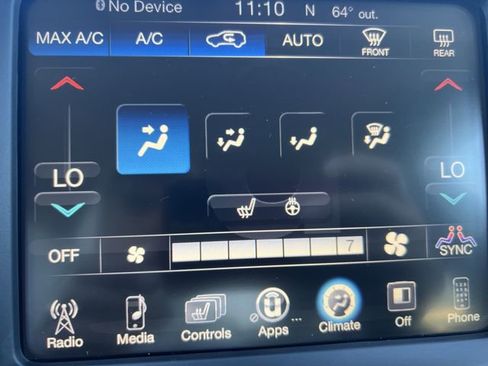 Used 2018 Jeep Cherokee Limited w/ Technology Group image 22