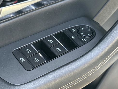 Certified 2024 MAZDA CX-90 3.3 Turbo w/ Premium Plus Pkg image 17