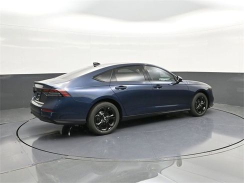 New 2025 Honda Accord SE image 13