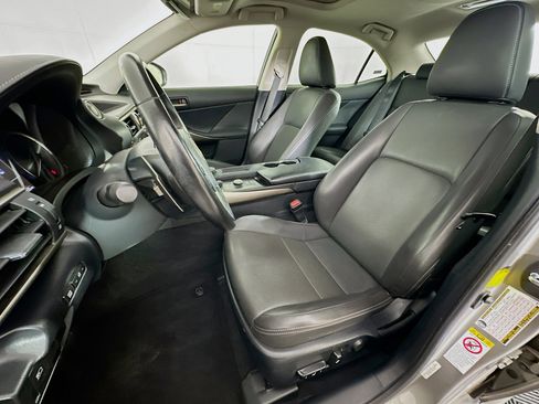 Used 2018 Lexus IS 300 w/ Accessory Package 2 RWD image 13
