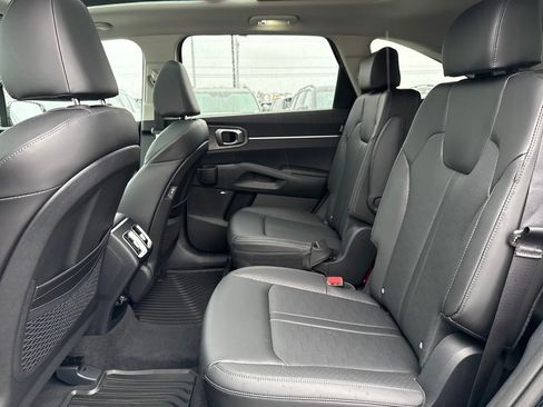 New 2026 Kia Sorento X-Line EX image 17
