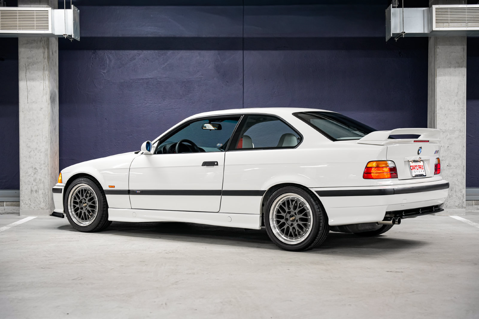 Used 1997 BMW M3 Coupe RWD image 8