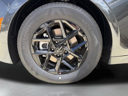 New 2026 Kia K5 LXS FWD image 35