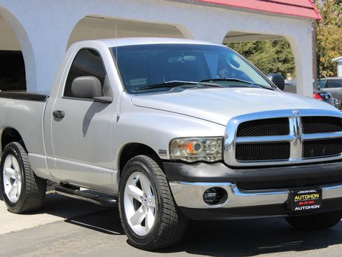 Used 2004 Dodge Ram 1500 Truck ST RWD image 3