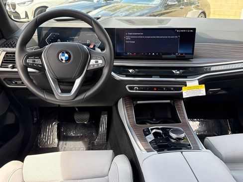 Used 2026 BMW X5 sDrive40i w/ Premium Package RWD image 32