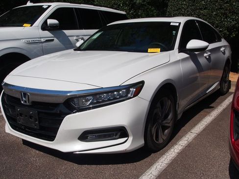 Used 2020 Honda Accord EX image 4