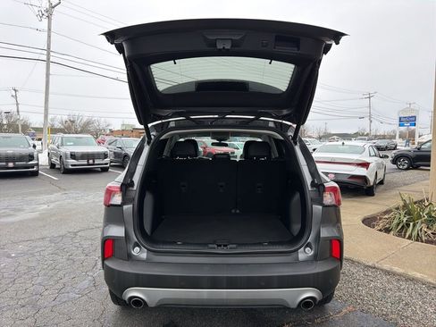 Used 2022 Ford Escape SEL image 38