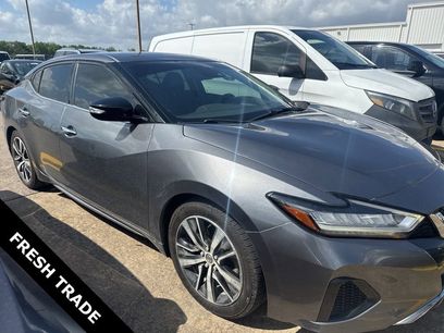 Used 2021 Nissan Maxima 3.5 SV w/ Floor Mat Group