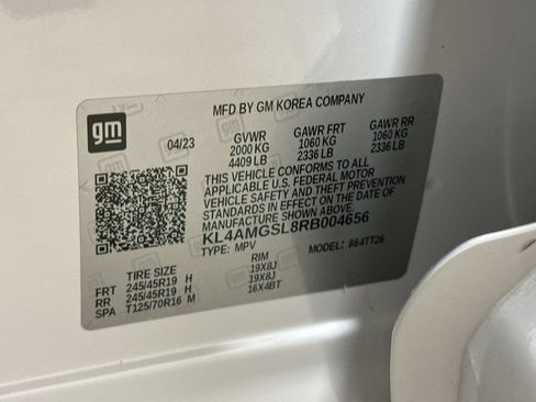 Used 2024 Buick Encore GX Avenir w/ Avenir Technology Package AWD/4WD image 28