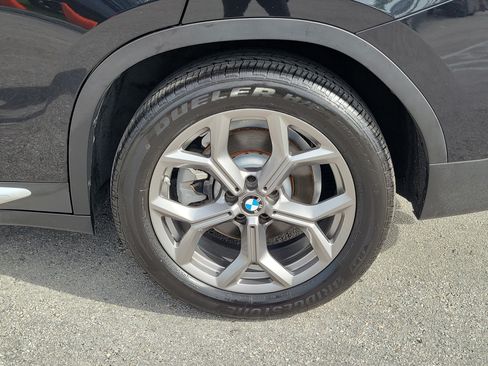 Used 2020 BMW X4 xDrive30i w/ Driving Assistance Package AWD/4WD image 29