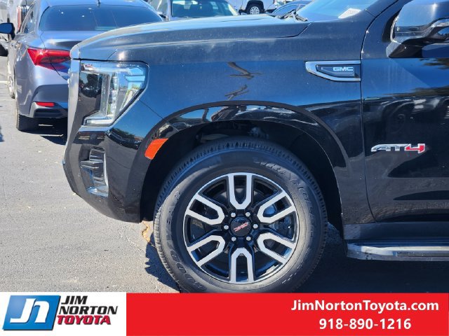Used 2021 GMC Yukon AT4 w/ Rear Media and Nav Package AWD/4WD image 9
