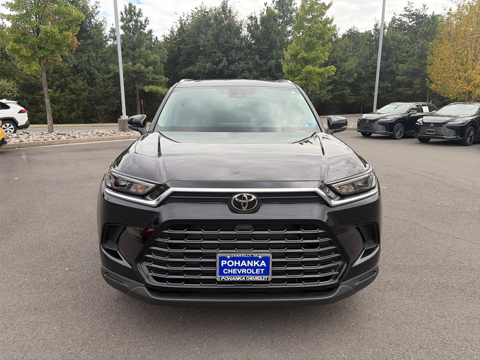 Used 2025 Toyota Grand Highlander AWD image 2
