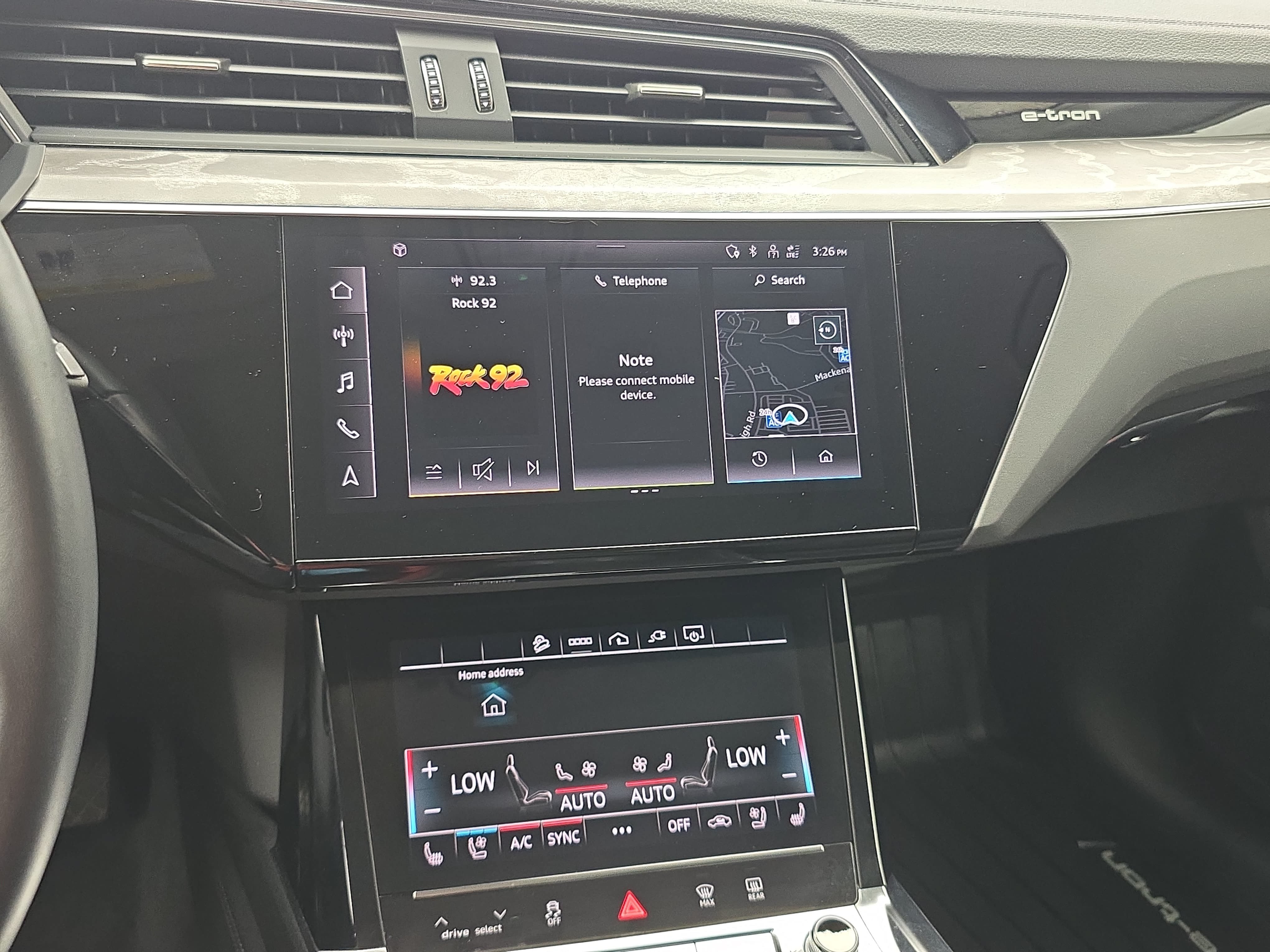Used 2024 Audi Q8 e-tron Premium Plus AWD/4WD image 22