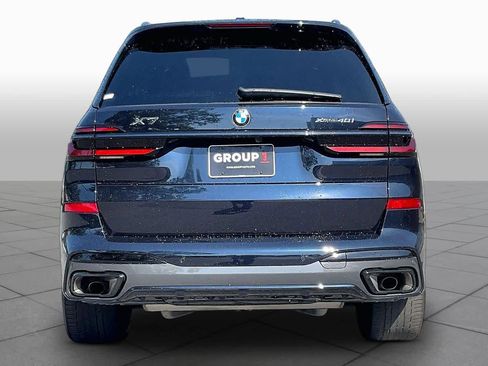 Used 2025 BMW X7 xDrive40i w/ M Sport Package AWD/4WD image 4