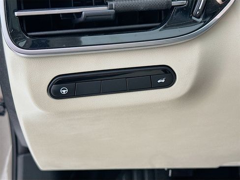 Used 2023 INFINITI QX60 Sensory w/ Cargo Package image 11