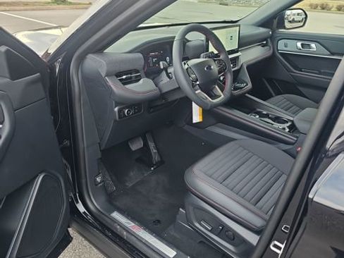 New 2026 Ford Explorer ST-Line w/ ST-Line Street Pack image 5