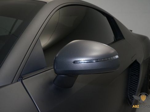 Used 2011 Audi R8 V10 image 10