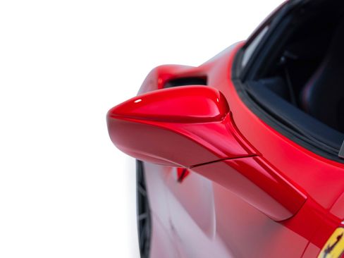 Used 2020 Ferrari 488 Pista Coupe RWD image 21