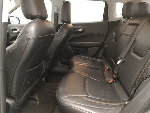 Used 2018 Jeep Compass Limited w/ Navigation Group image 18