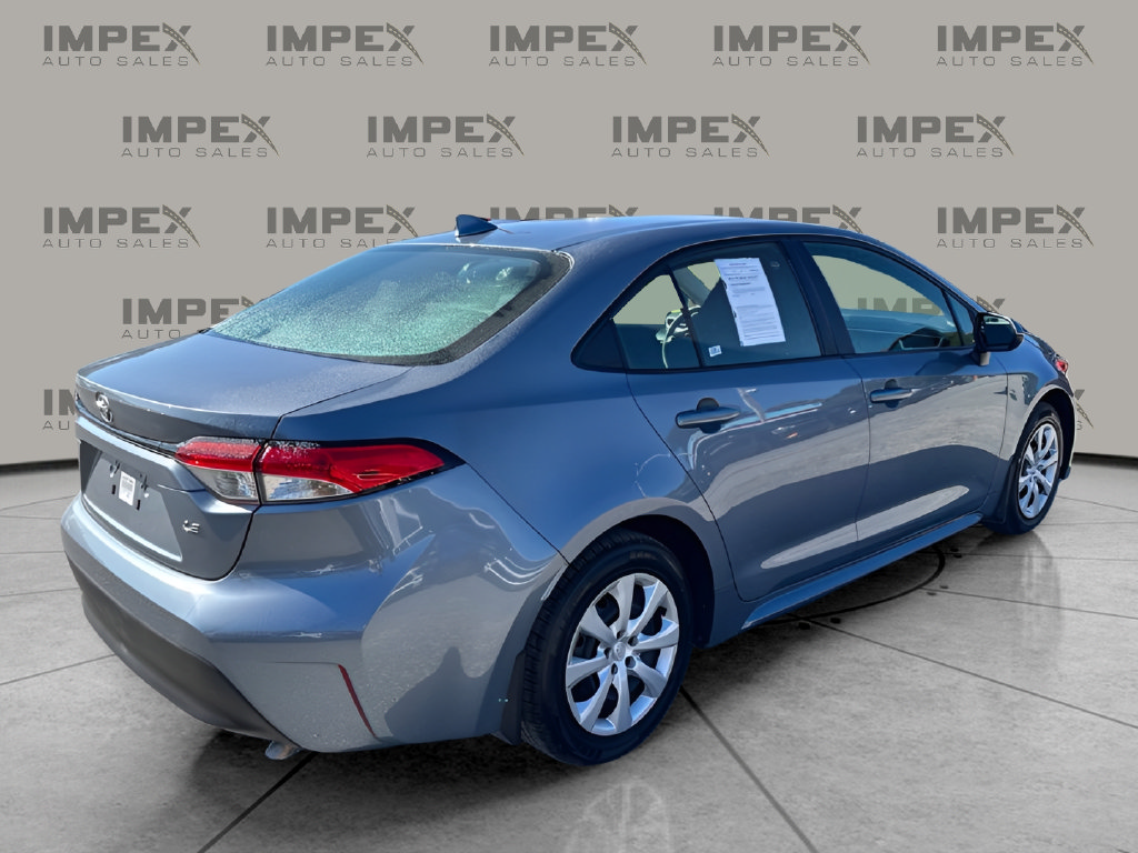 Used 2024 Toyota Corolla LE FWD image 5
