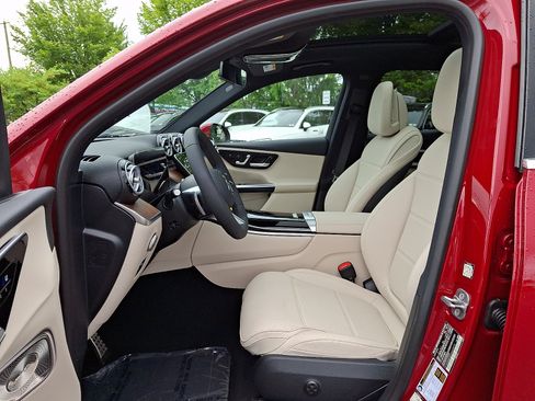 New 2027 Mercedes-Benz GLC 300 4MATIC image 11