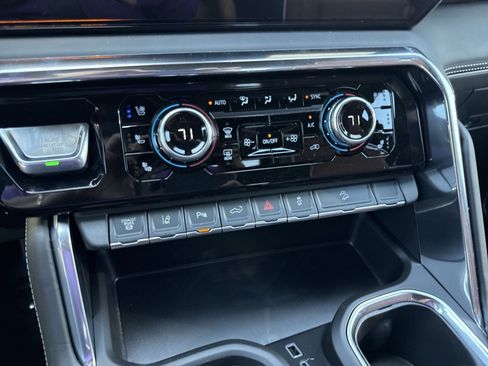 New 2026 GMC Sierra 2500 Denali Ultimate w/ Max Trailering Package AWD/4WD image 16
