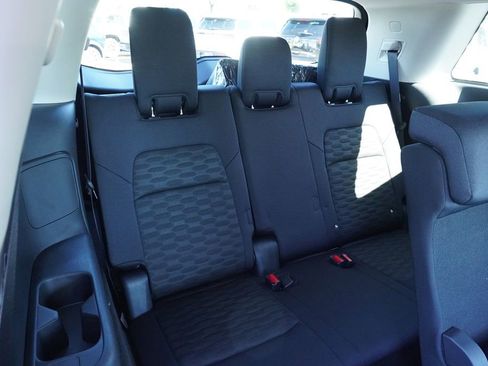 New 2025 Nissan Pathfinder SV image 10