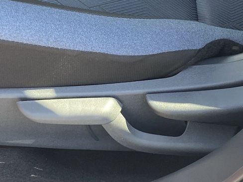 New 2025 Nissan Versa SV w/ Trunk Package image 16