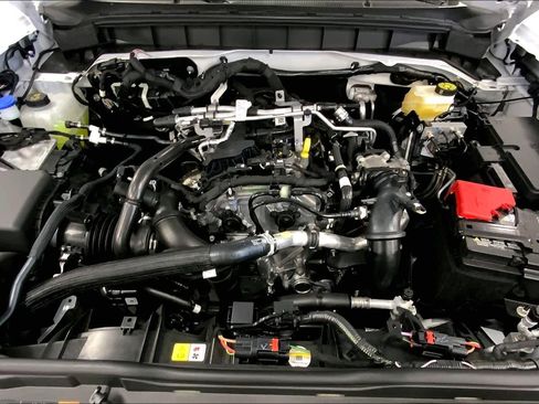 New 2025 Ford Bronco Base image 15