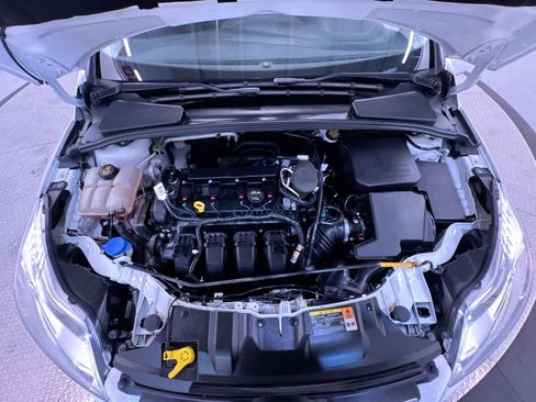 Used 2014 Ford Focus SE FWD image 11