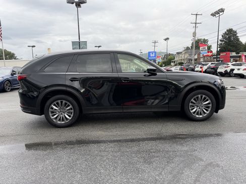 Used 2024 MAZDA CX-90 3.3 Turbo w/ Preferred Plus AWD/4WD image 8