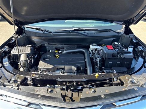 Used 2025 Chevrolet Equinox LT image 34
