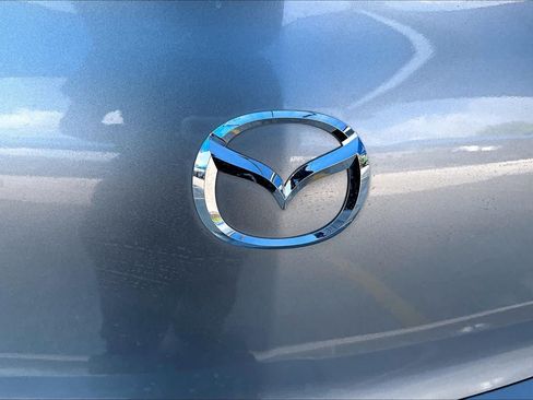 Used 2013 MAZDA MAZDA3 i Sport FWD image 30