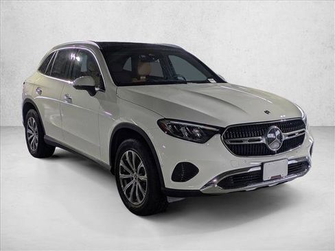 Certified 2025 Mercedes-Benz GLC 300 image 6