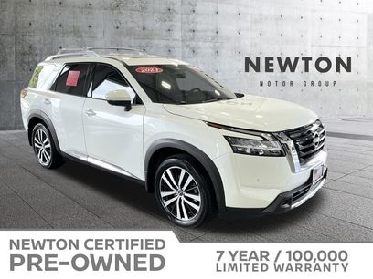 Used 2023 Nissan Pathfinder Platinum