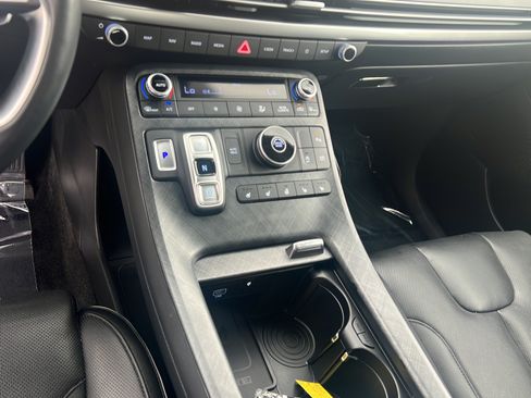 Certified 2024 Hyundai Palisade Limited FWD image 11