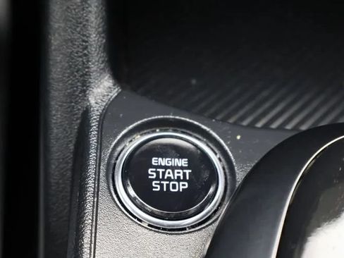 Used 2025 Kia K4 FWD image 28
