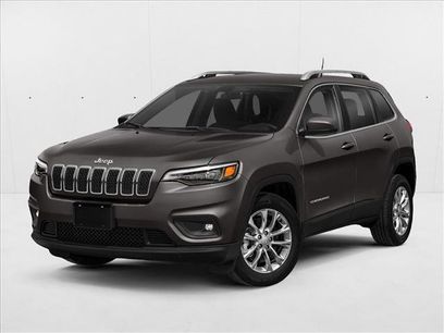 Used 2019 Jeep Cherokee Latitude Plus w/ Comfort/Convenience Group
